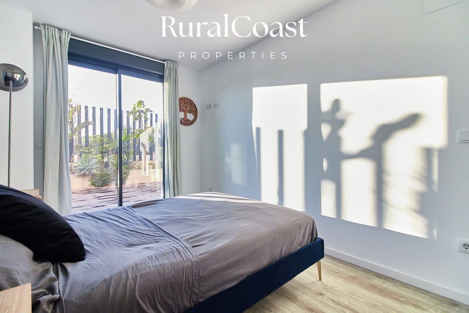 2 bedroom Flat for sale in El Campello with pool garage - € 339,000 (Ref: 9720780)