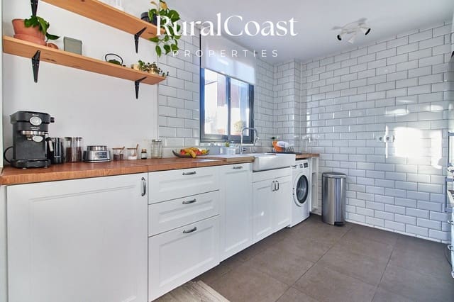 2 bedroom Flat for sale in El Campello with pool garage - € 339,000 (Ref: 9720780)