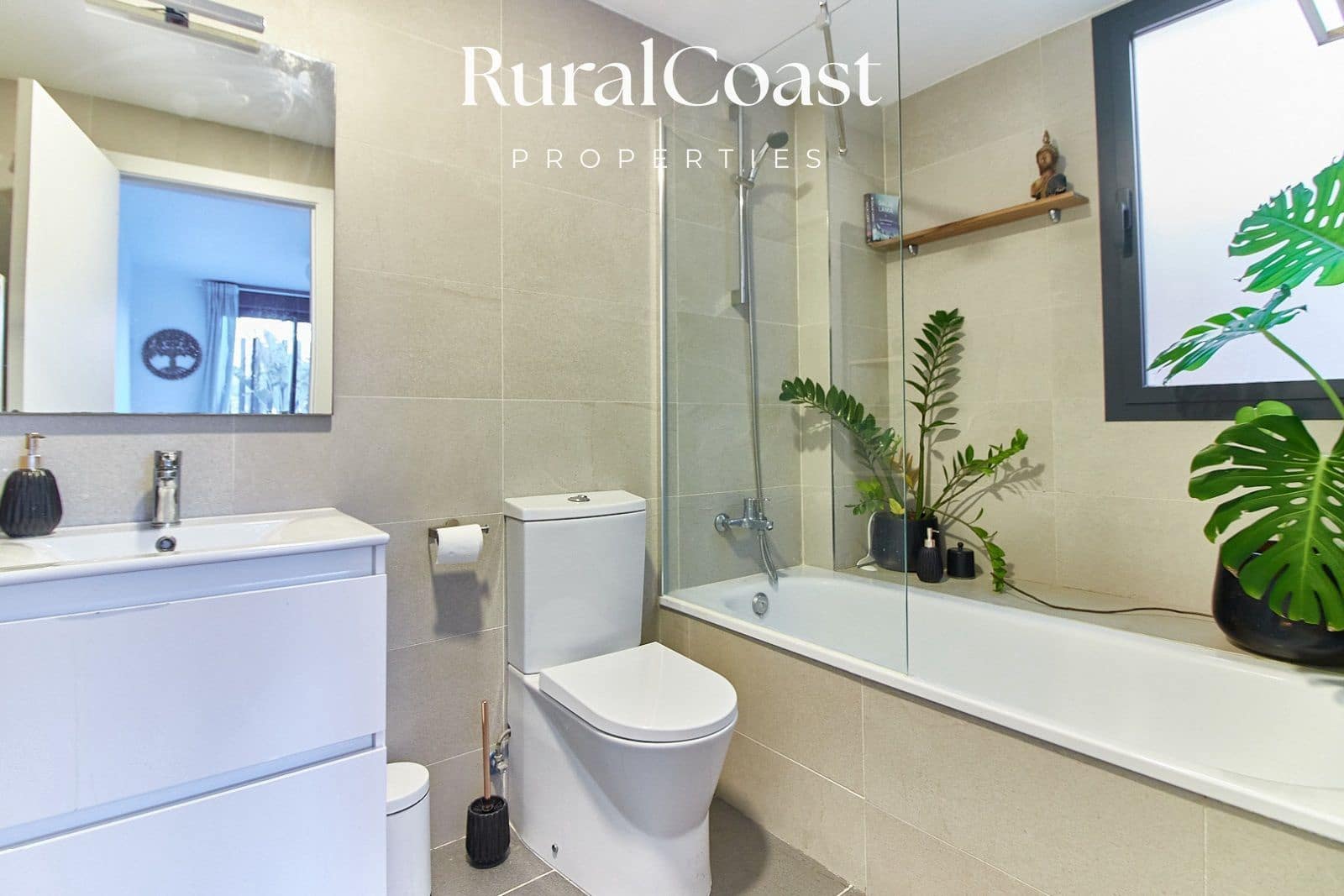 2 bedroom Flat for sale in El Campello with pool garage - € 339,000 (Ref: 9720780)