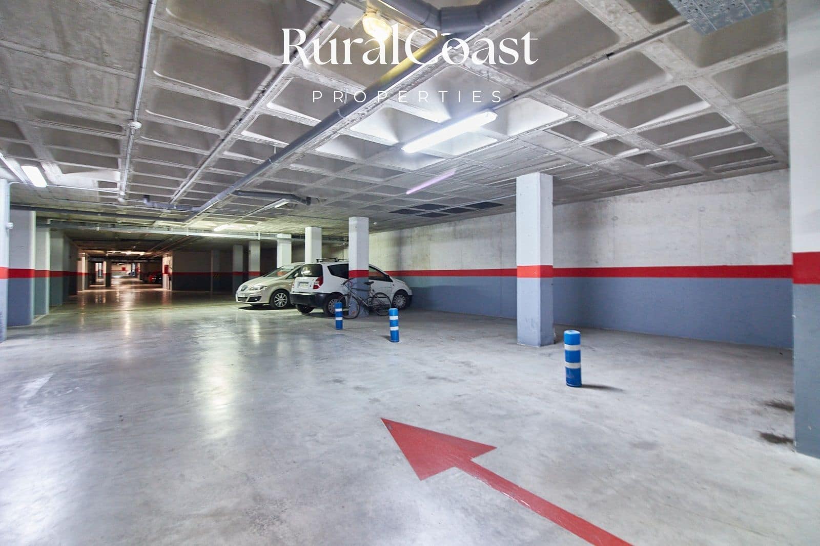 2 bedroom Flat for sale in El Campello with pool garage - € 339,000 (Ref: 9720780)