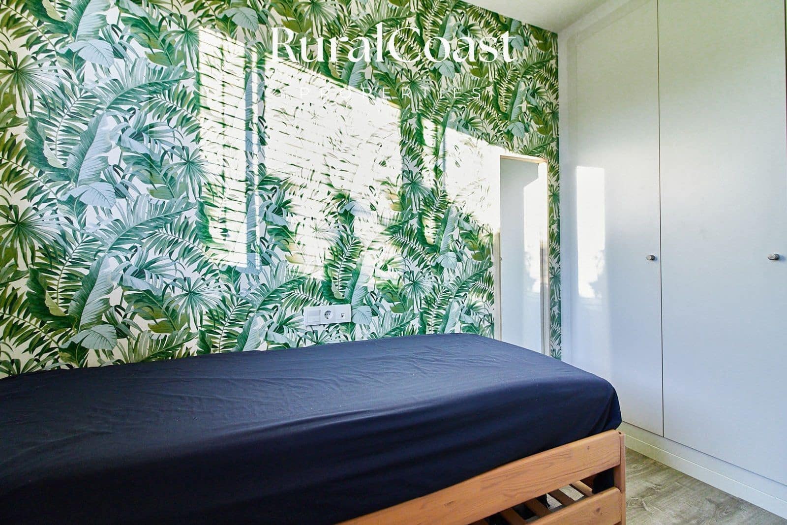 2 bedroom Flat for sale in El Campello with pool garage - € 339,000 (Ref: 9720780)