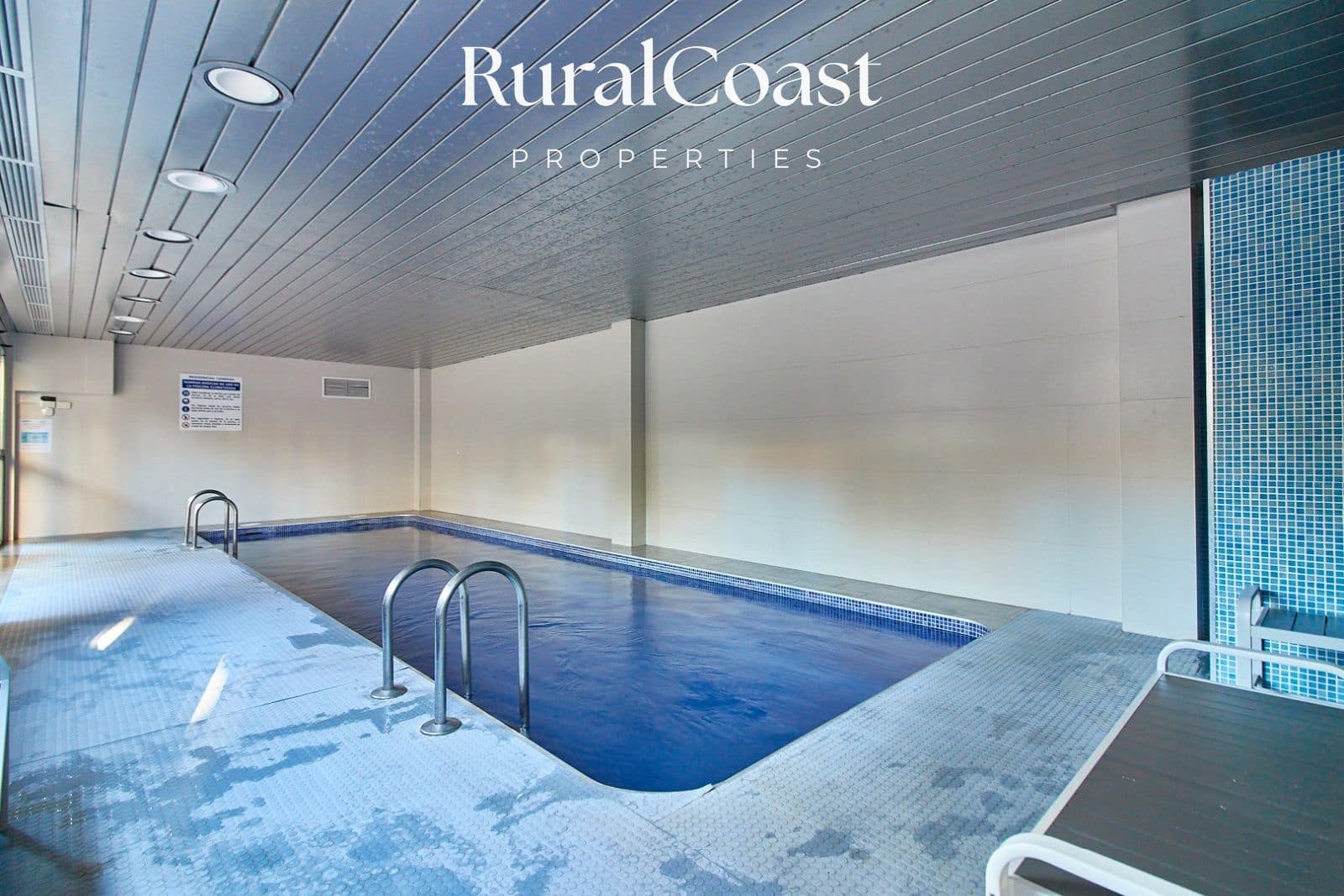 2 bedroom Flat for sale in El Campello with pool garage - € 339,000 (Ref: 9720780)