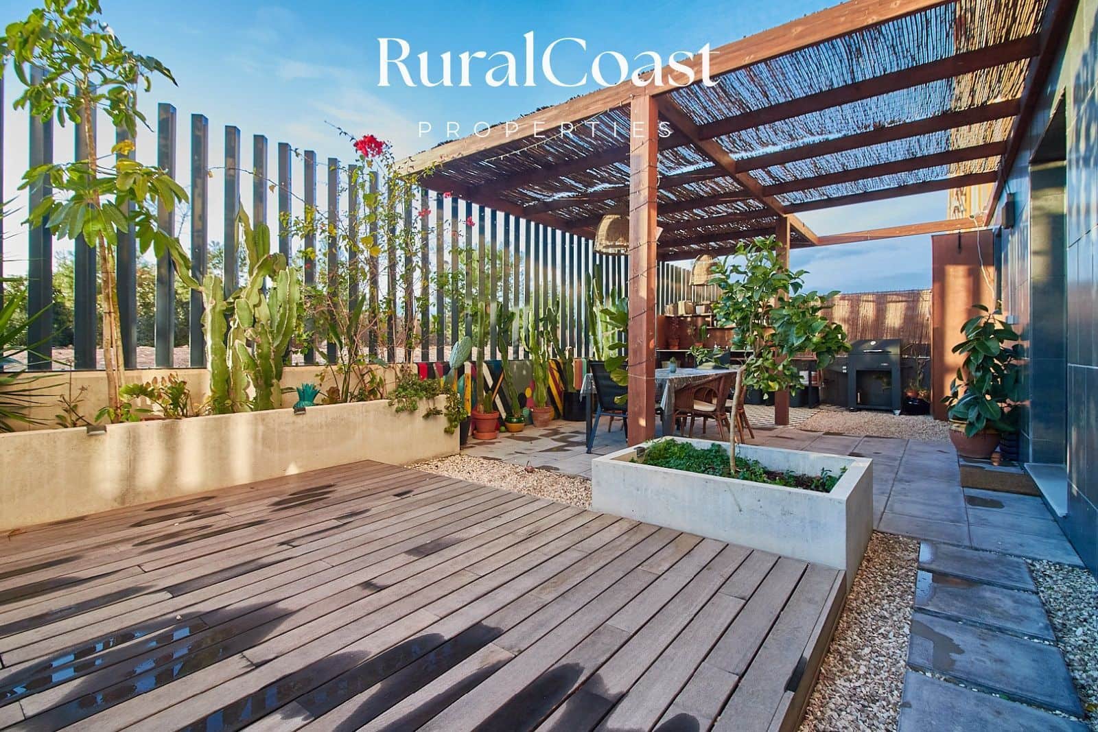 2 bedroom Flat for sale in El Campello with pool garage - € 339,000 (Ref: 9720780)