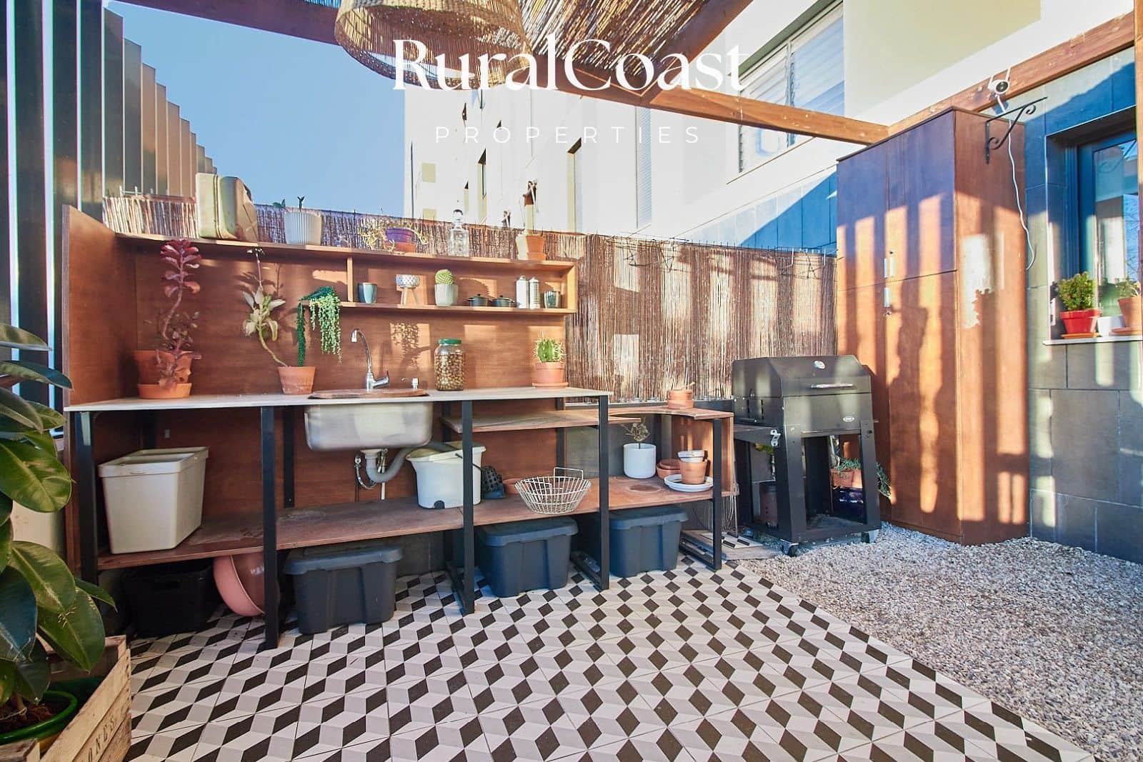 2 bedroom Flat for sale in El Campello with pool garage - € 339,000 (Ref: 9720780)