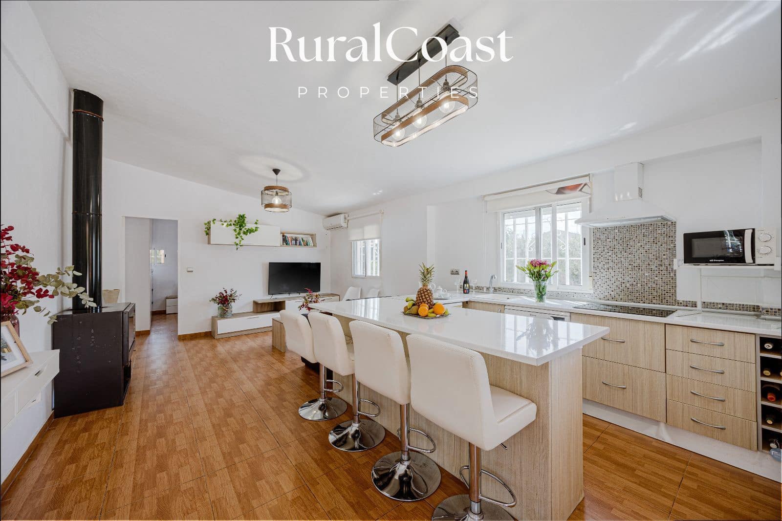 4 slaapkamer Villa te koop in Busot met zwembad - € 320.000 (Ref: 9753717)