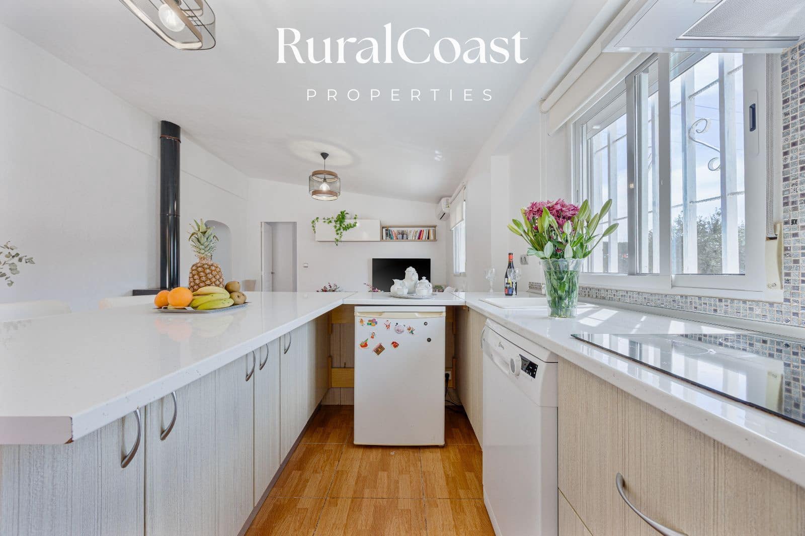 4 slaapkamer Villa te koop in Busot met zwembad - € 320.000 (Ref: 9753717)