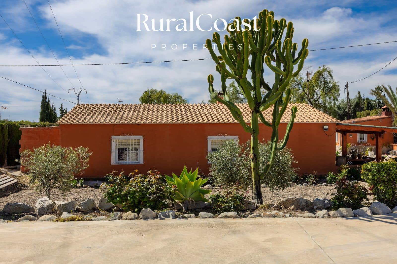 4 slaapkamer Villa te koop in Busot met zwembad - € 320.000 (Ref: 9753717)