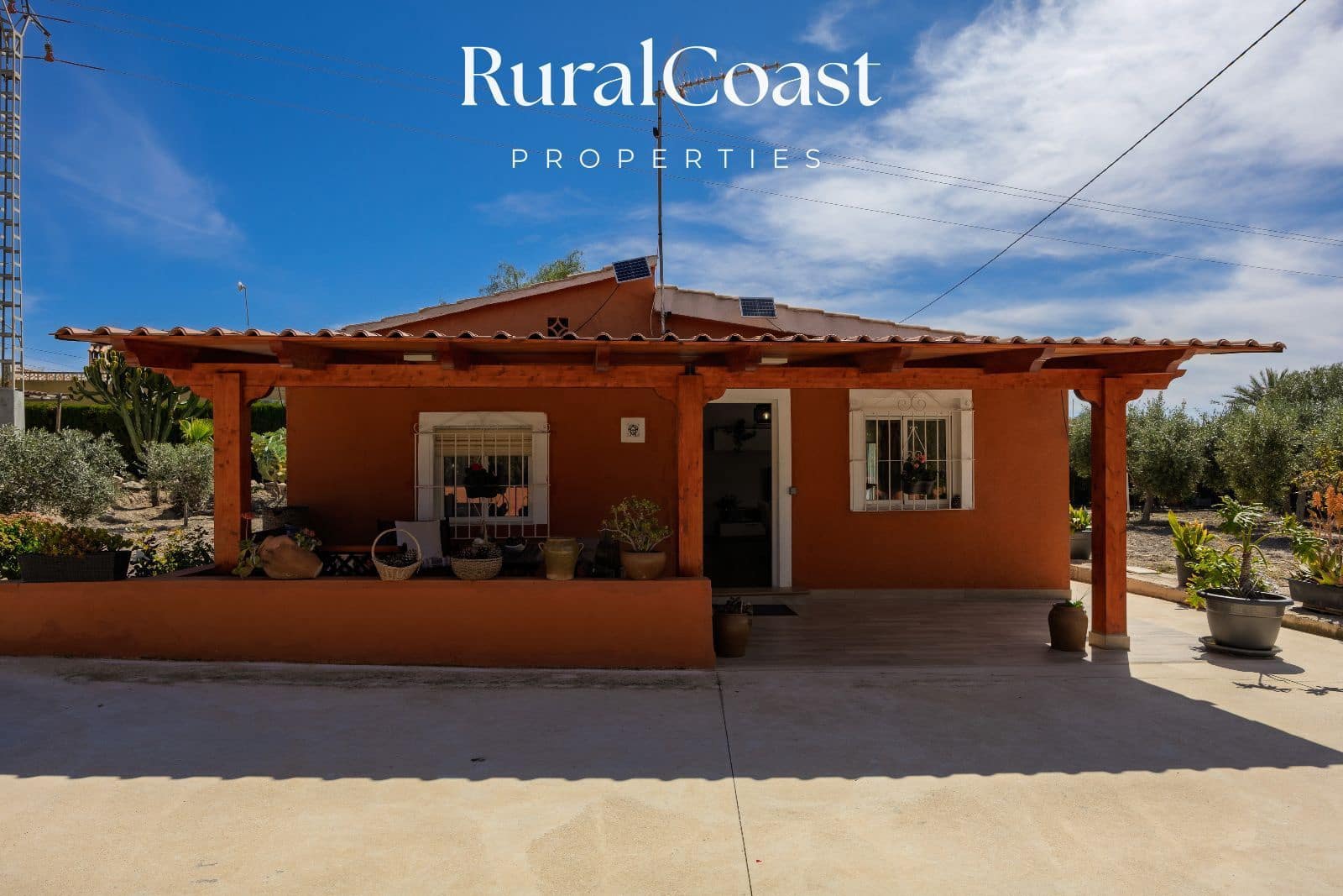 4 slaapkamer Villa te koop in Busot met zwembad - € 320.000 (Ref: 9753717)