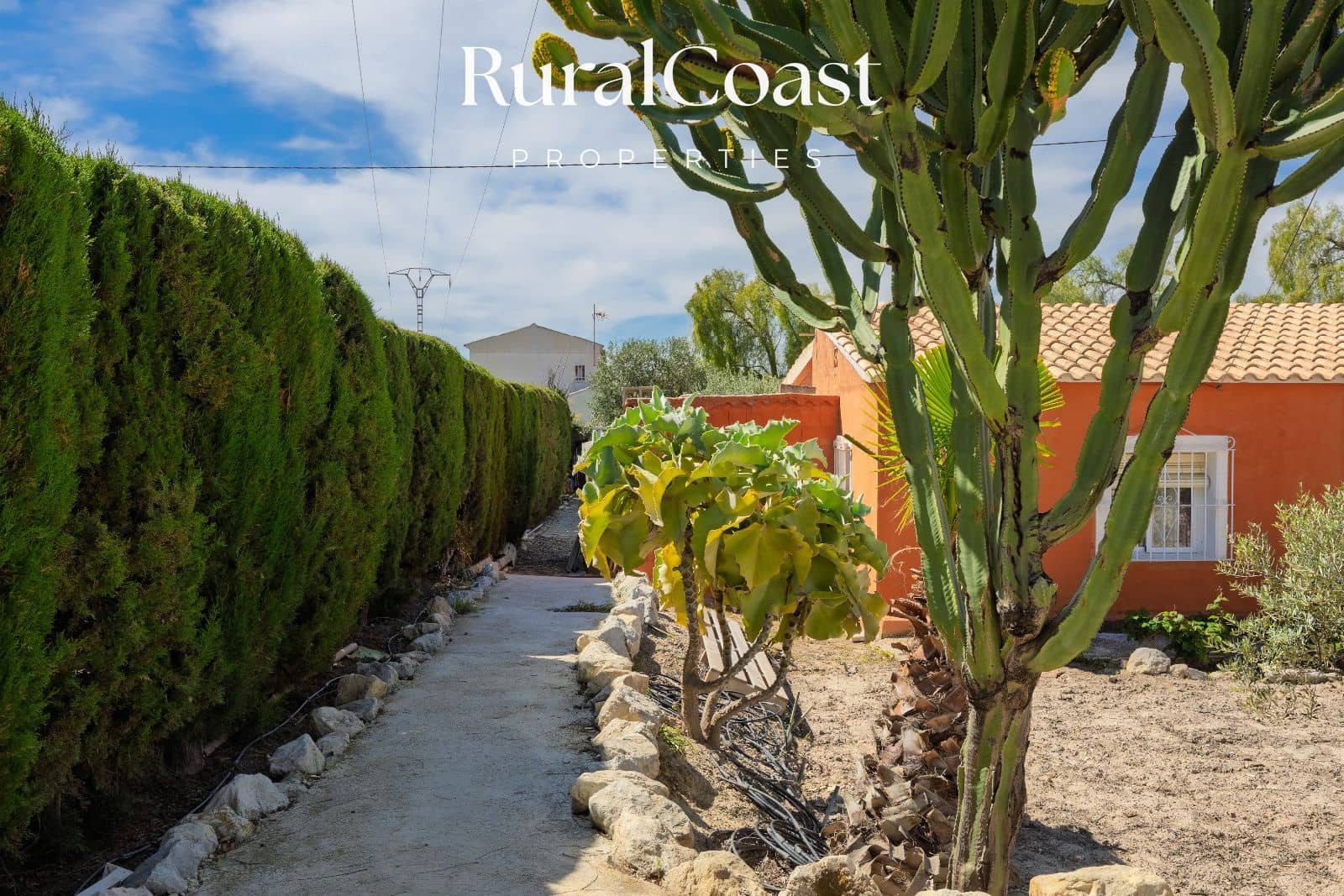 4 slaapkamer Villa te koop in Busot met zwembad - € 320.000 (Ref: 9753717)