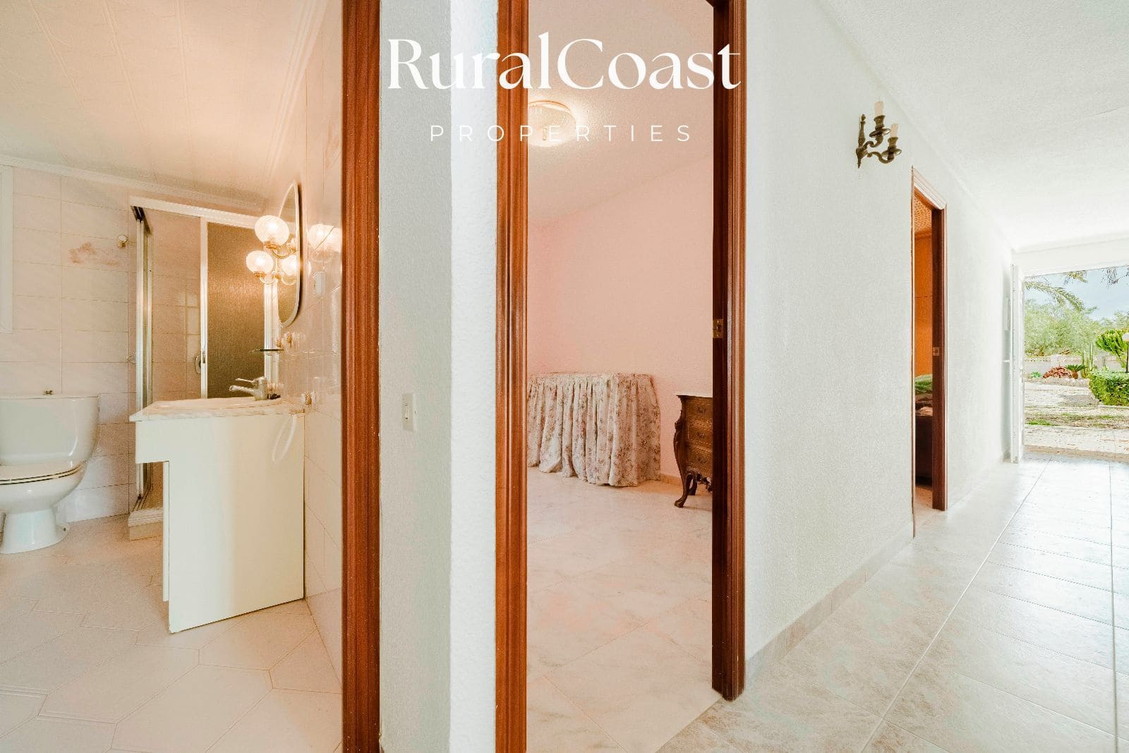 3 chambre Villa/Maison à vendre à Muchamiel / Mutxamel avec piscine garage - 350 000 € (Ref: 9778528)