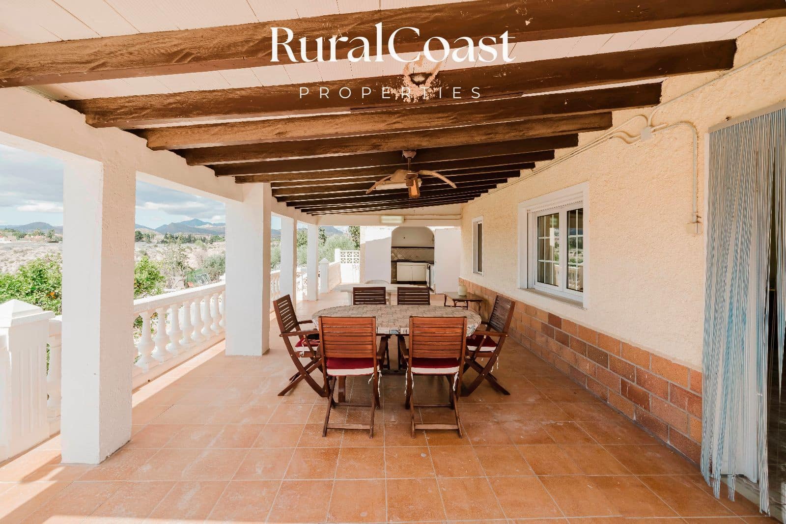 3 chambre Villa/Maison à vendre à Muchamiel / Mutxamel avec piscine garage - 350 000 € (Ref: 9778528)