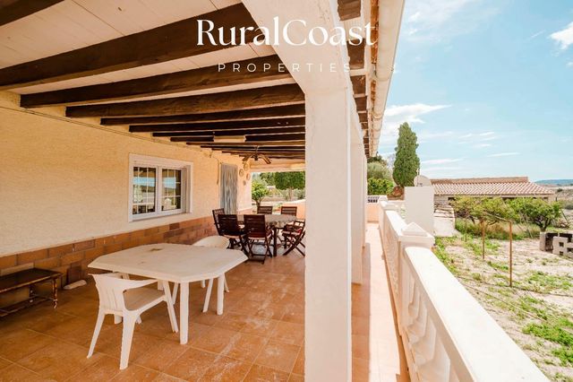 3 slaapkamer Villa te koop in Muchamiel / Mutxamel met zwembad garage - € 350.000 (Ref: 9778528)