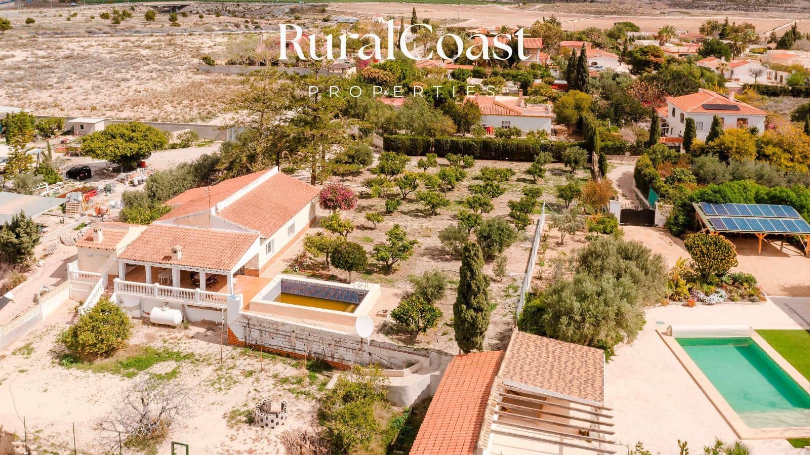 3 chambre Villa/Maison à vendre à Muchamiel / Mutxamel avec piscine garage - 350 000 € (Ref: 9778528)