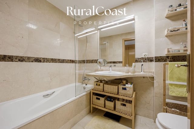 2 slaapkamer Flat te koop in Alicante stad met zwembad garage - € 319.000 (Ref: 9778773)