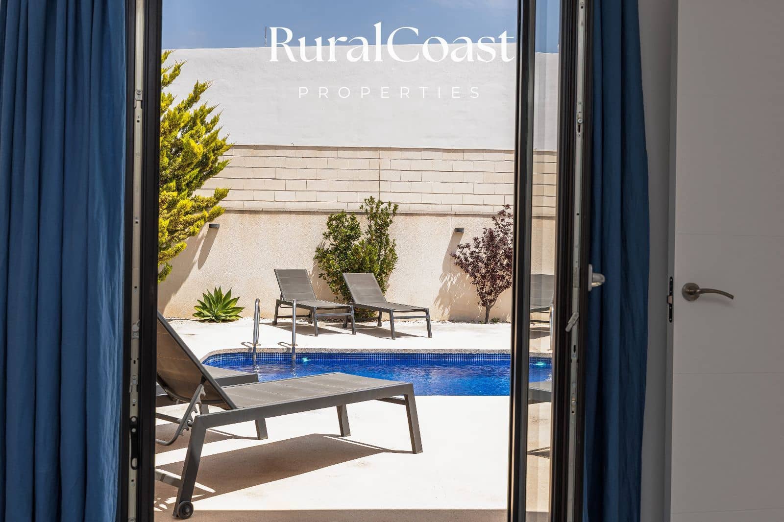 5 quarto Moradia para venda em Busot com piscina - 545 000 € (Ref: 9830338)
