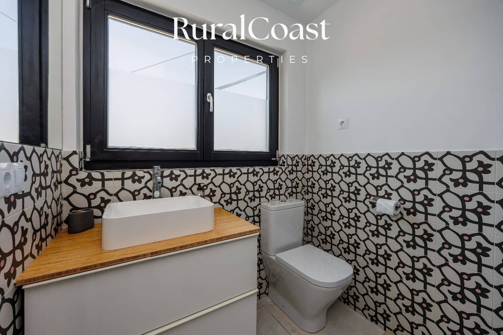 5 quarto Moradia para venda em Busot com piscina - 545 000 € (Ref: 9830338)