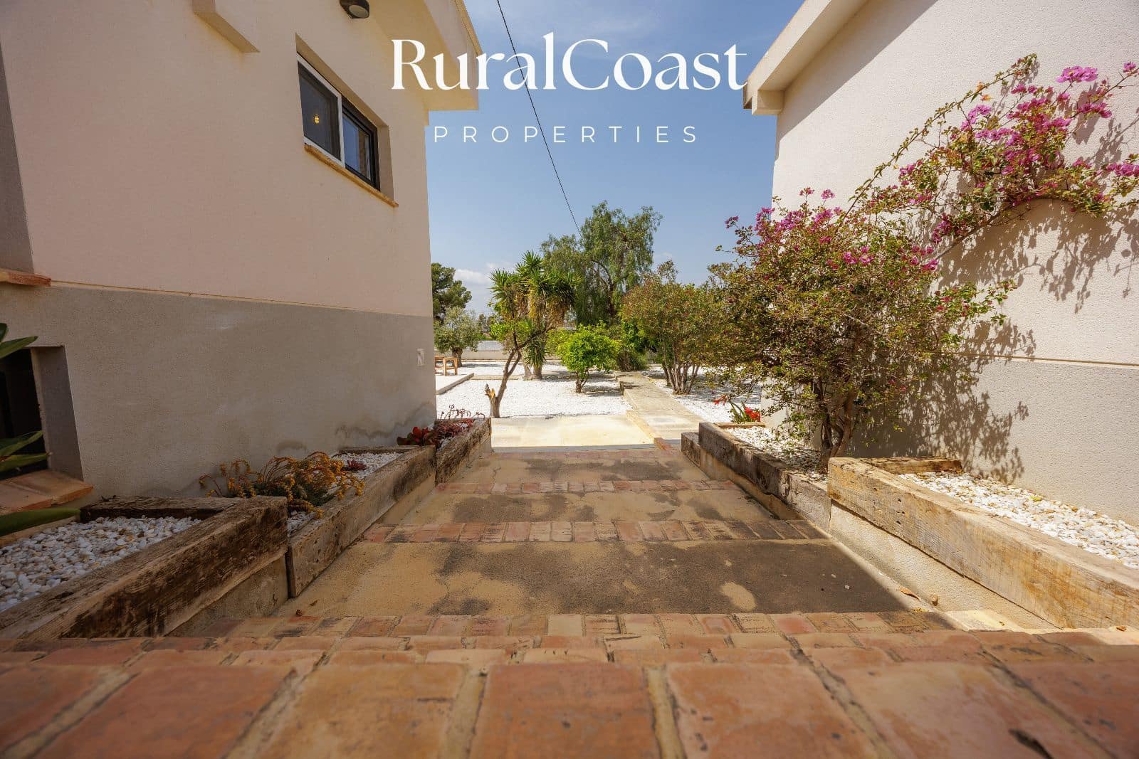 5 quarto Moradia para venda em Busot com piscina - 545 000 € (Ref: 9830338)