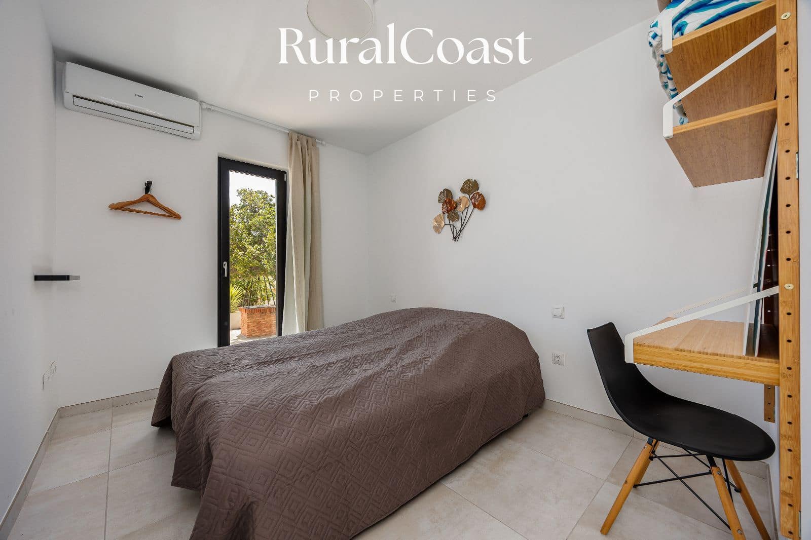 5 quarto Moradia para venda em Busot com piscina - 545 000 € (Ref: 9830338)