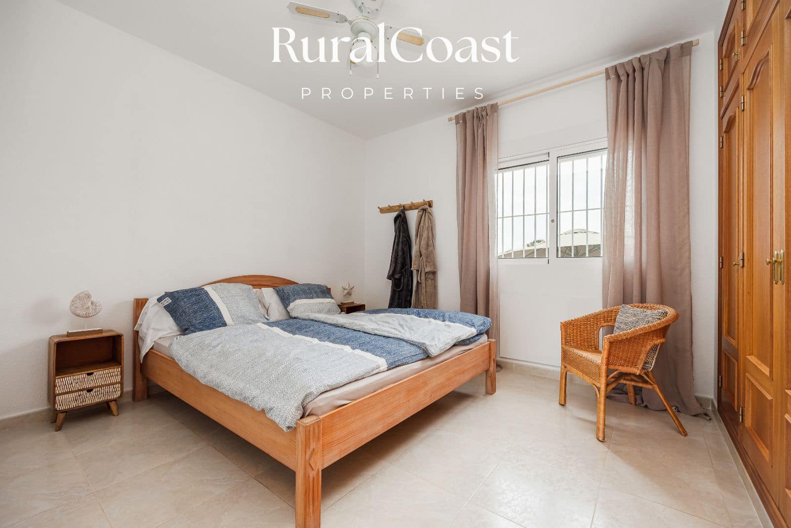 3 quarto Moradia para venda em Busot com piscina - 485 000 € (Ref: 9838472)