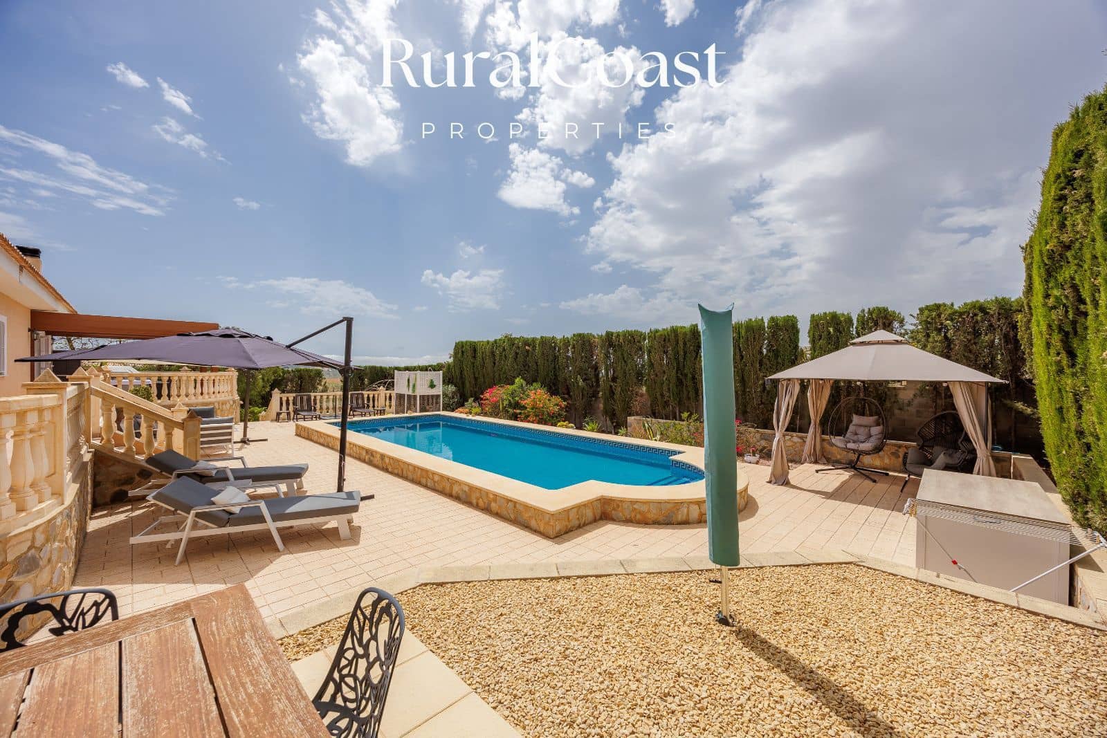 3 quarto Moradia para venda em Busot com piscina - 485 000 € (Ref: 9838472)