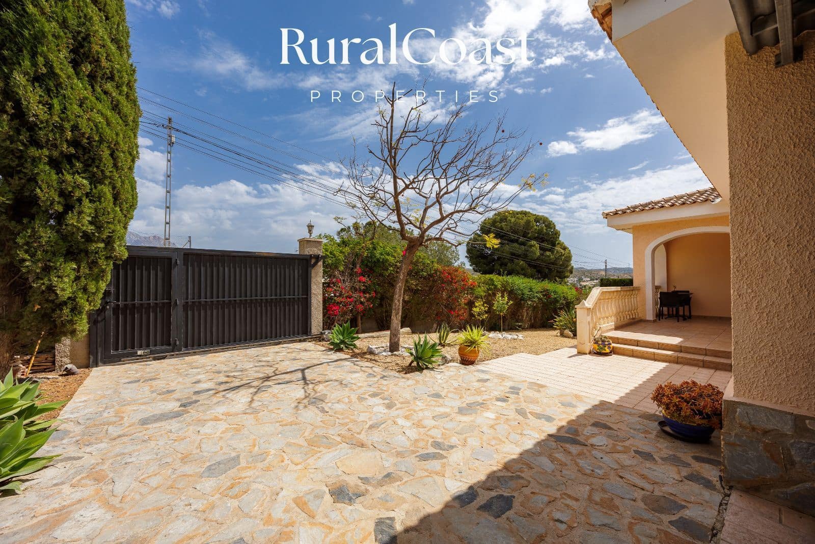 3 quarto Moradia para venda em Busot com piscina - 485 000 € (Ref: 9838472)