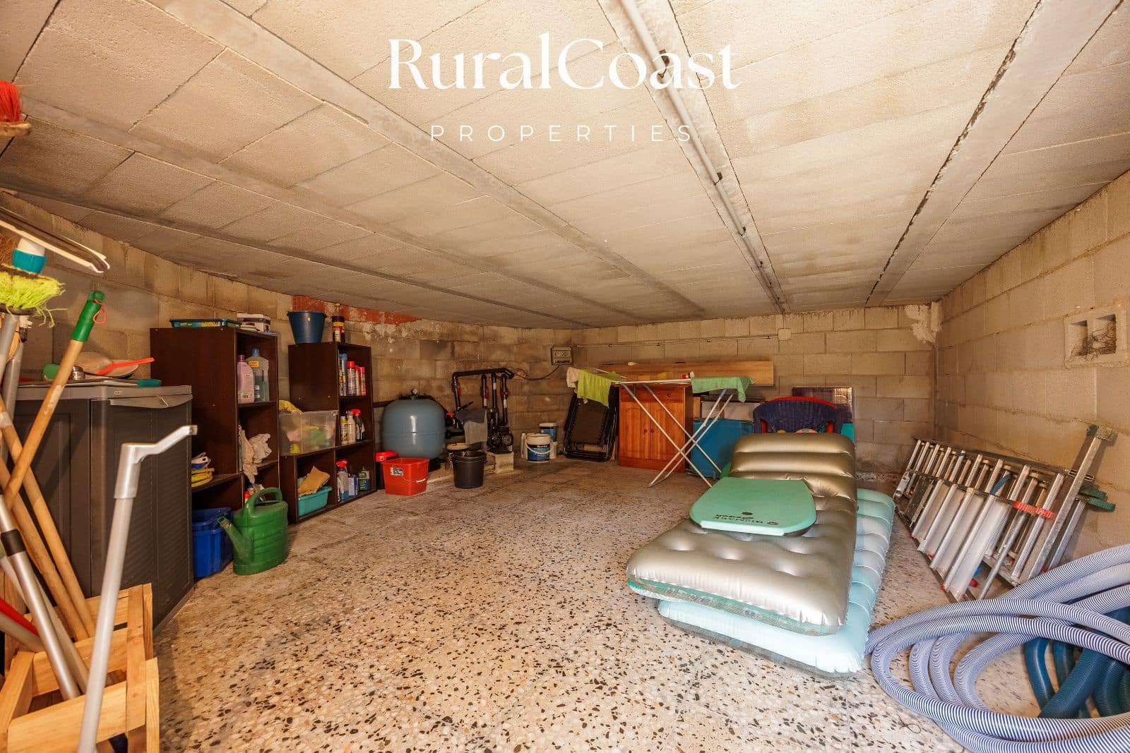 3 quarto Moradia para venda em Busot com piscina - 485 000 € (Ref: 9838472)