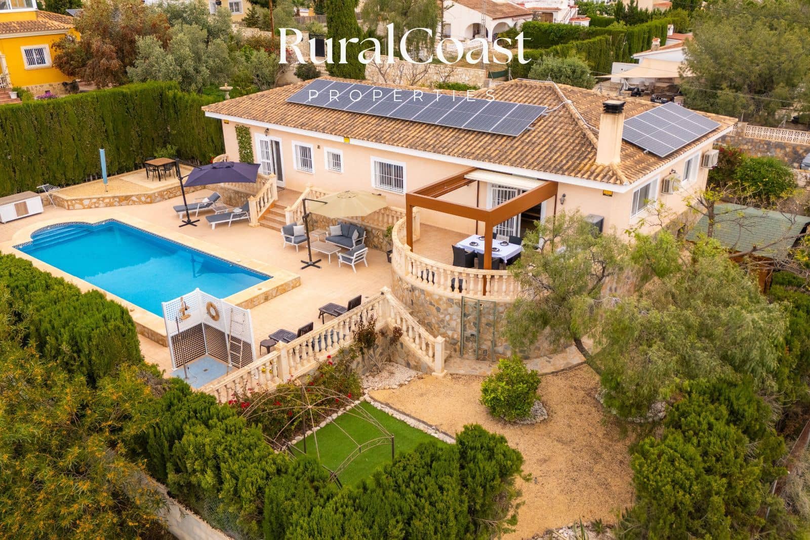 3 quarto Moradia para venda em Busot com piscina - 485 000 € (Ref: 9838472)