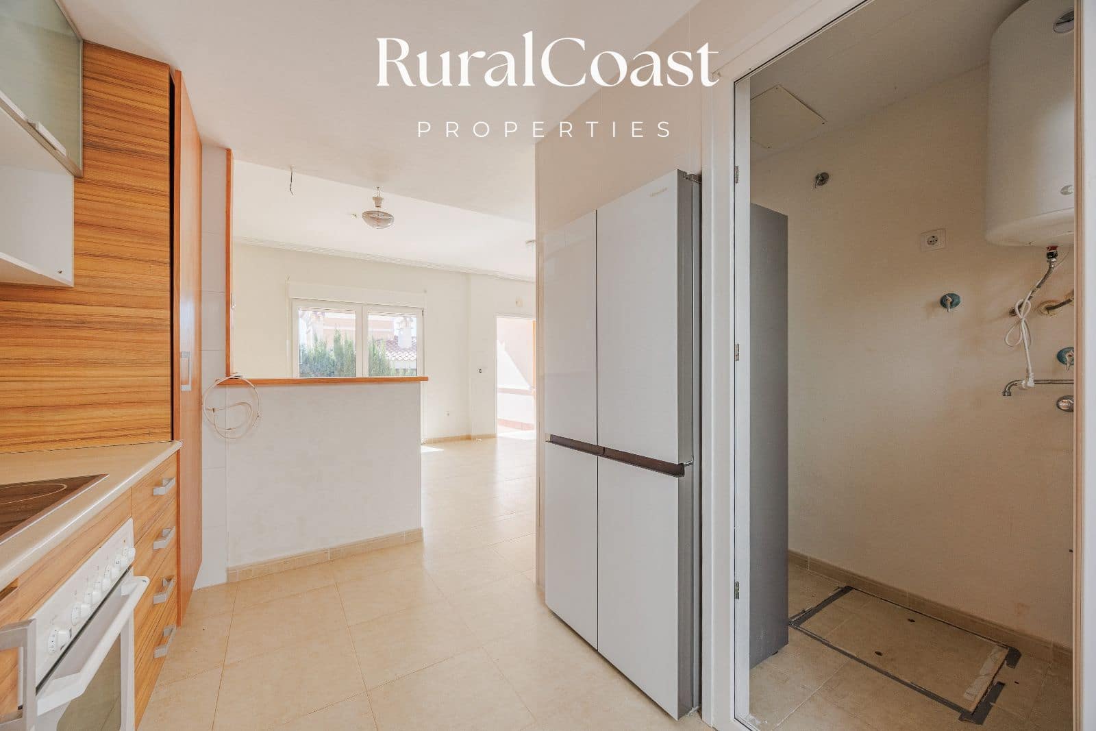 2 bedroom Townhouse for sale in Busot with pool garage - € 220,000 (Ref: 9844587)