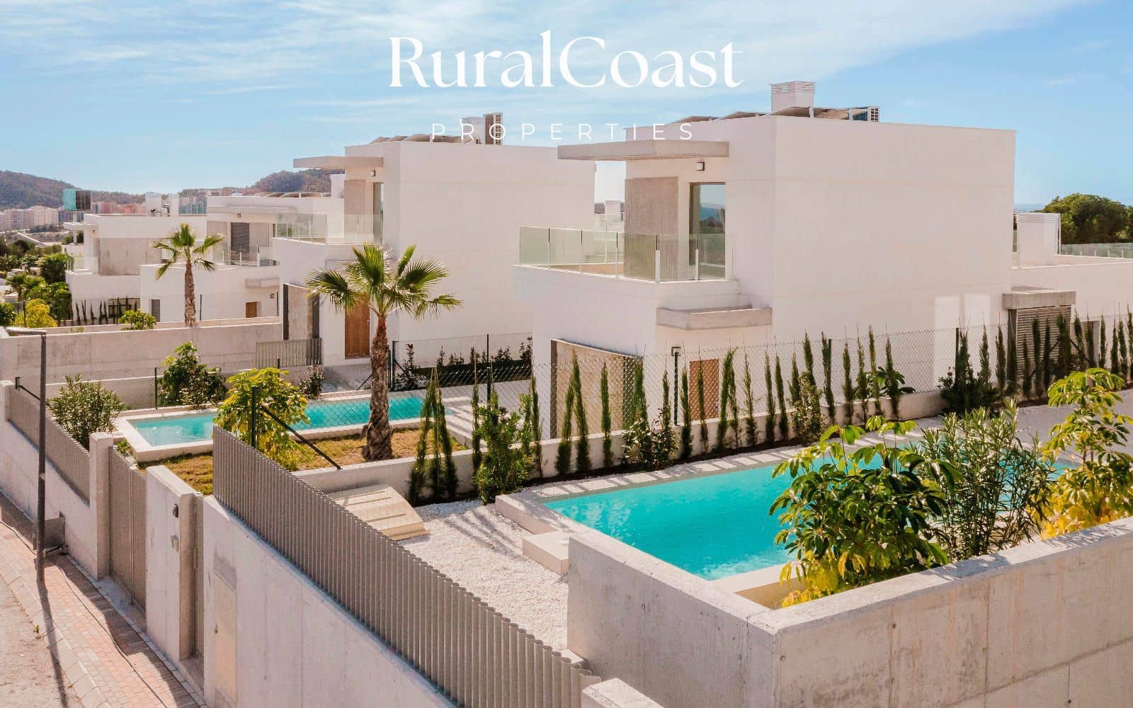 Chalet de 3 habitaciones en Finestrat en venta con piscina garaje - 895.000 € (Ref: 9850609)