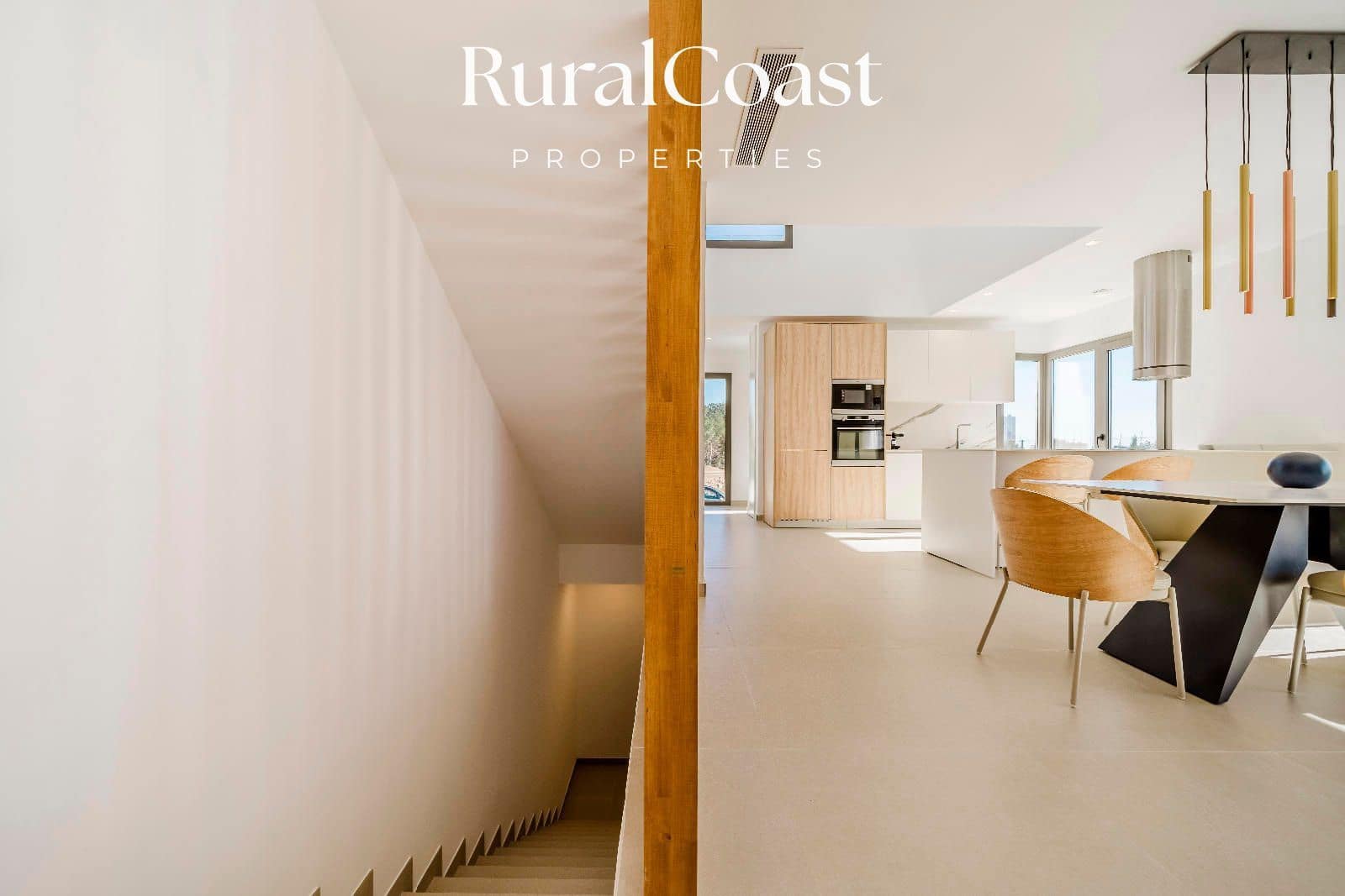 Chalet de 3 habitaciones en Finestrat en venta con piscina garaje - 895.000 € (Ref: 9850609)