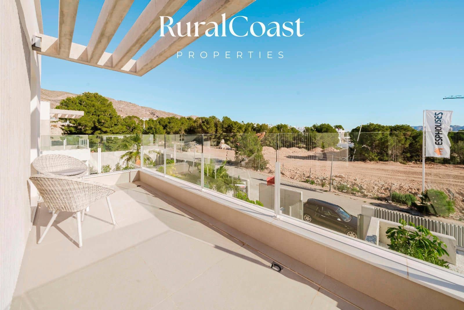 Chalet de 3 habitaciones en Finestrat en venta con piscina garaje - 895.000 € (Ref: 9850609)