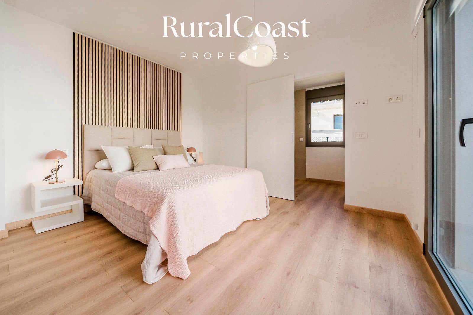 Chalet de 3 habitaciones en Finestrat en venta con piscina garaje - 895.000 € (Ref: 9850609)