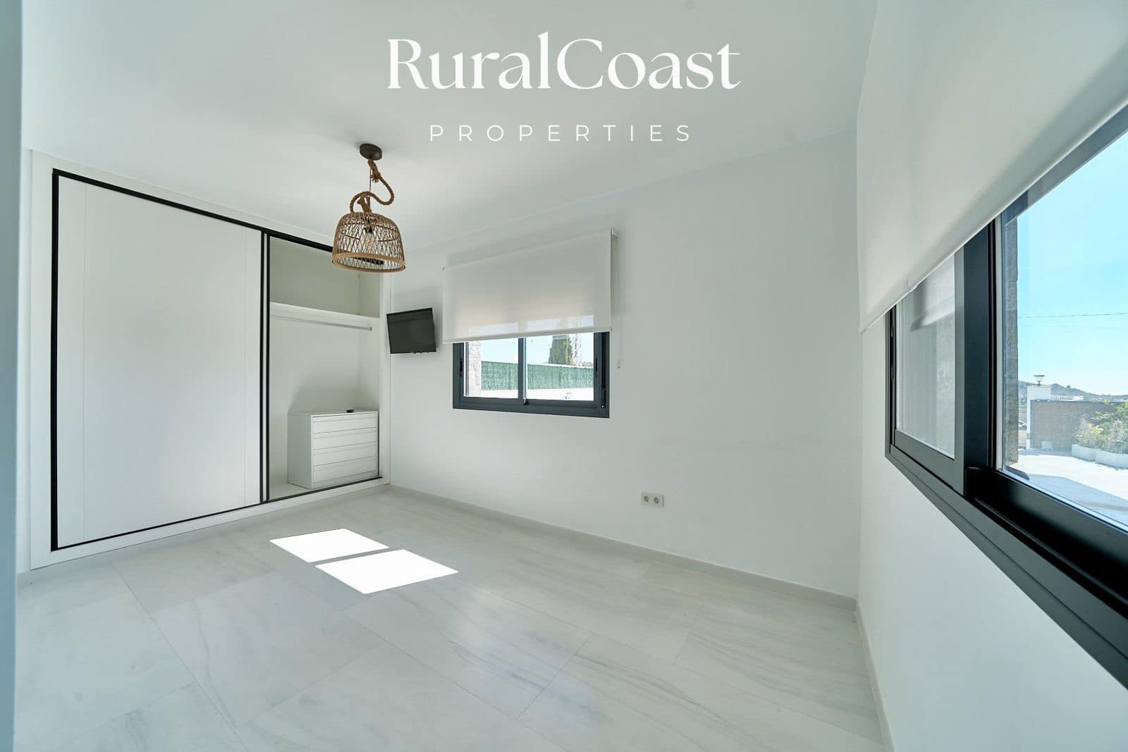 4 quarto Moradia para venda em Busot com piscina - 570 000 € (Ref: 9852191)