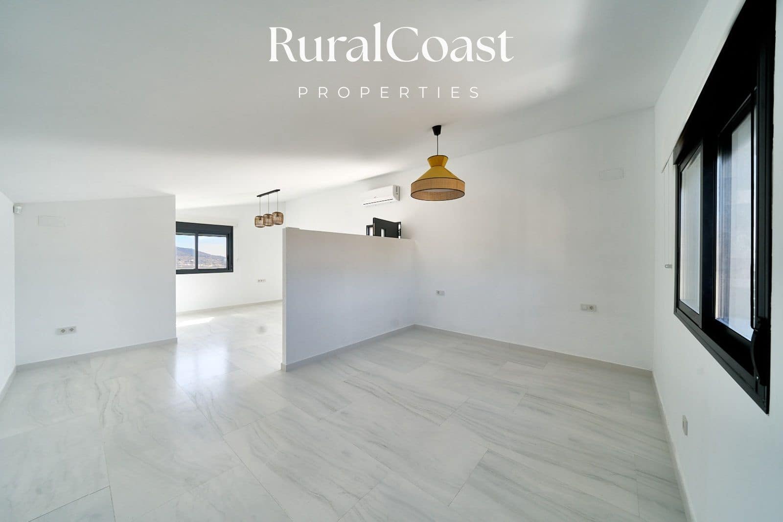 4 quarto Moradia para venda em Busot com piscina - 570 000 € (Ref: 9852191)