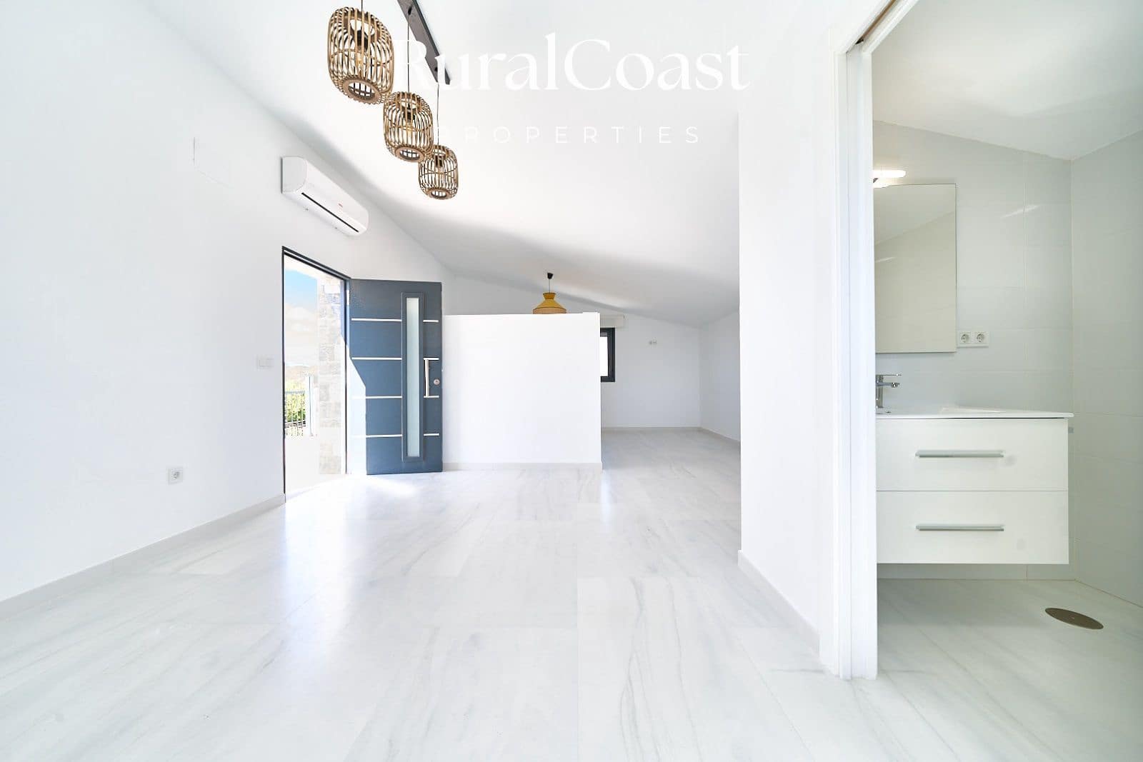4 quarto Moradia para venda em Busot com piscina - 570 000 € (Ref: 9852191)