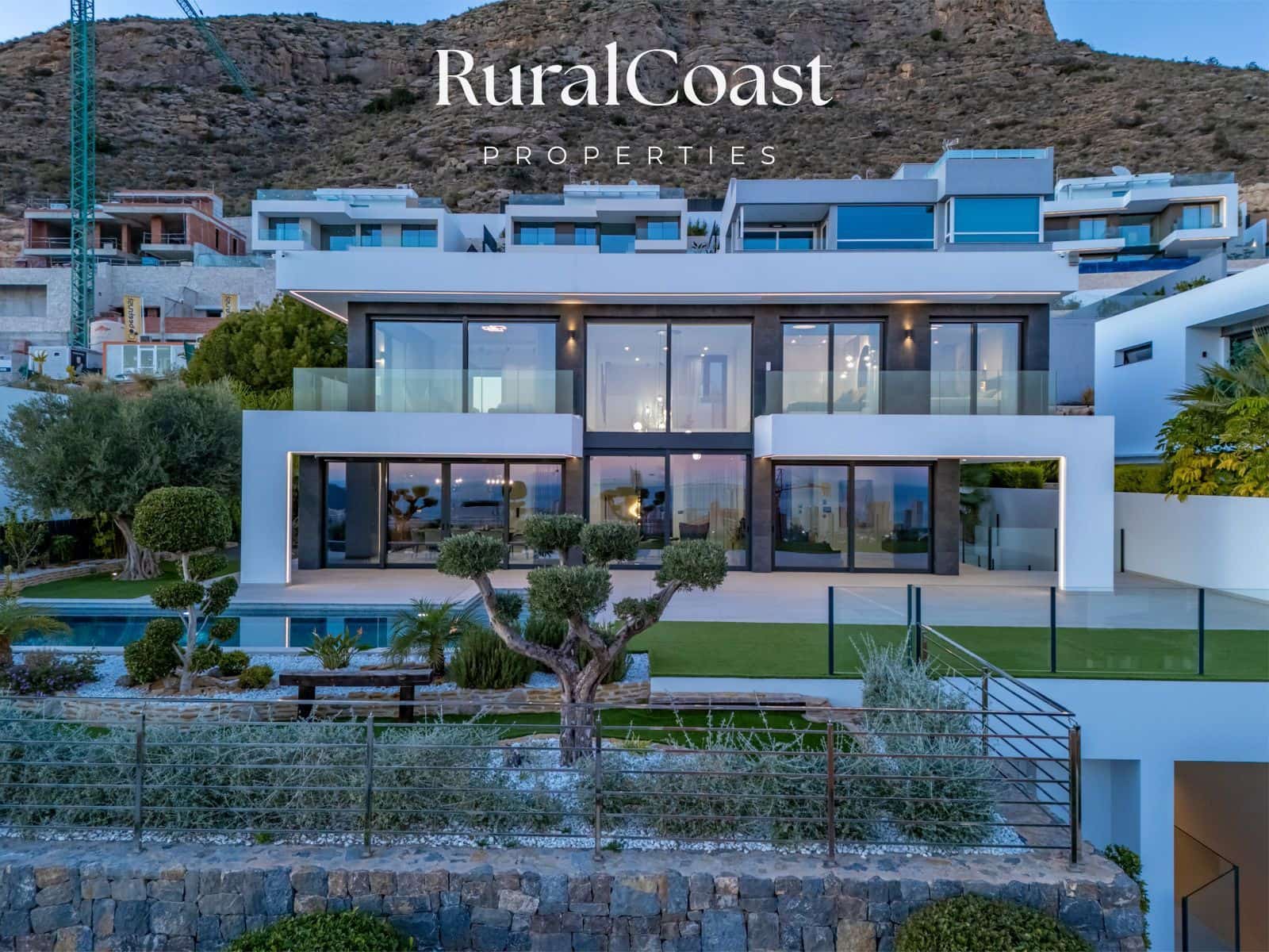 7 chambre Villa/Maison à vendre à Finestrat avec piscine garage - 3 950 000 € (Ref: 9858903)
