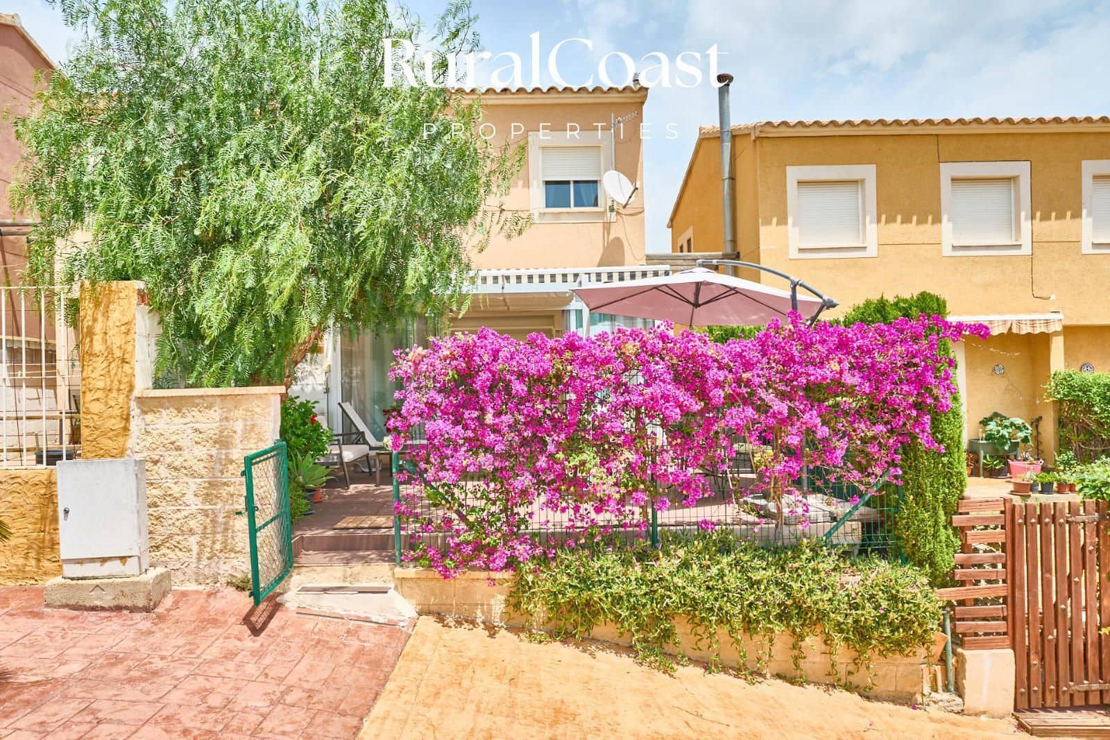 3 chambre Maison de Ville à vendre à Aguas de Busot / Aigues avec piscine garage - 235 000 € (Ref: 9866218)