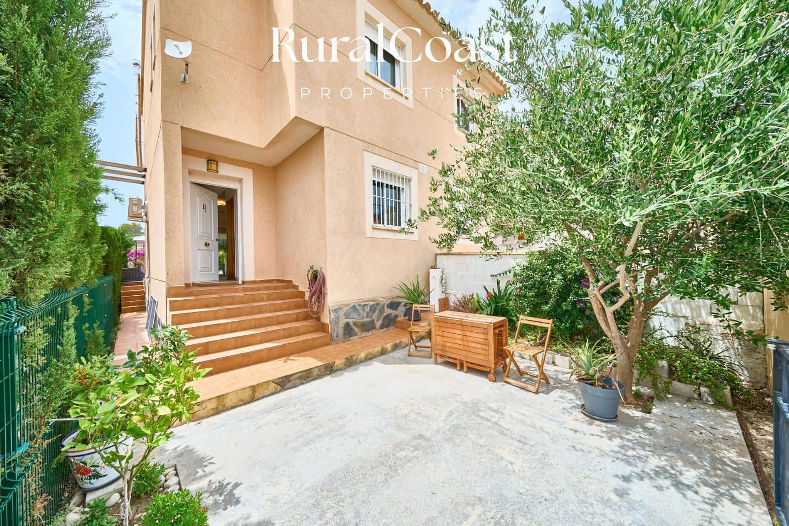 3 chambre Maison de Ville à vendre à Aguas de Busot / Aigues avec piscine garage - 235 000 € (Ref: 9866218)