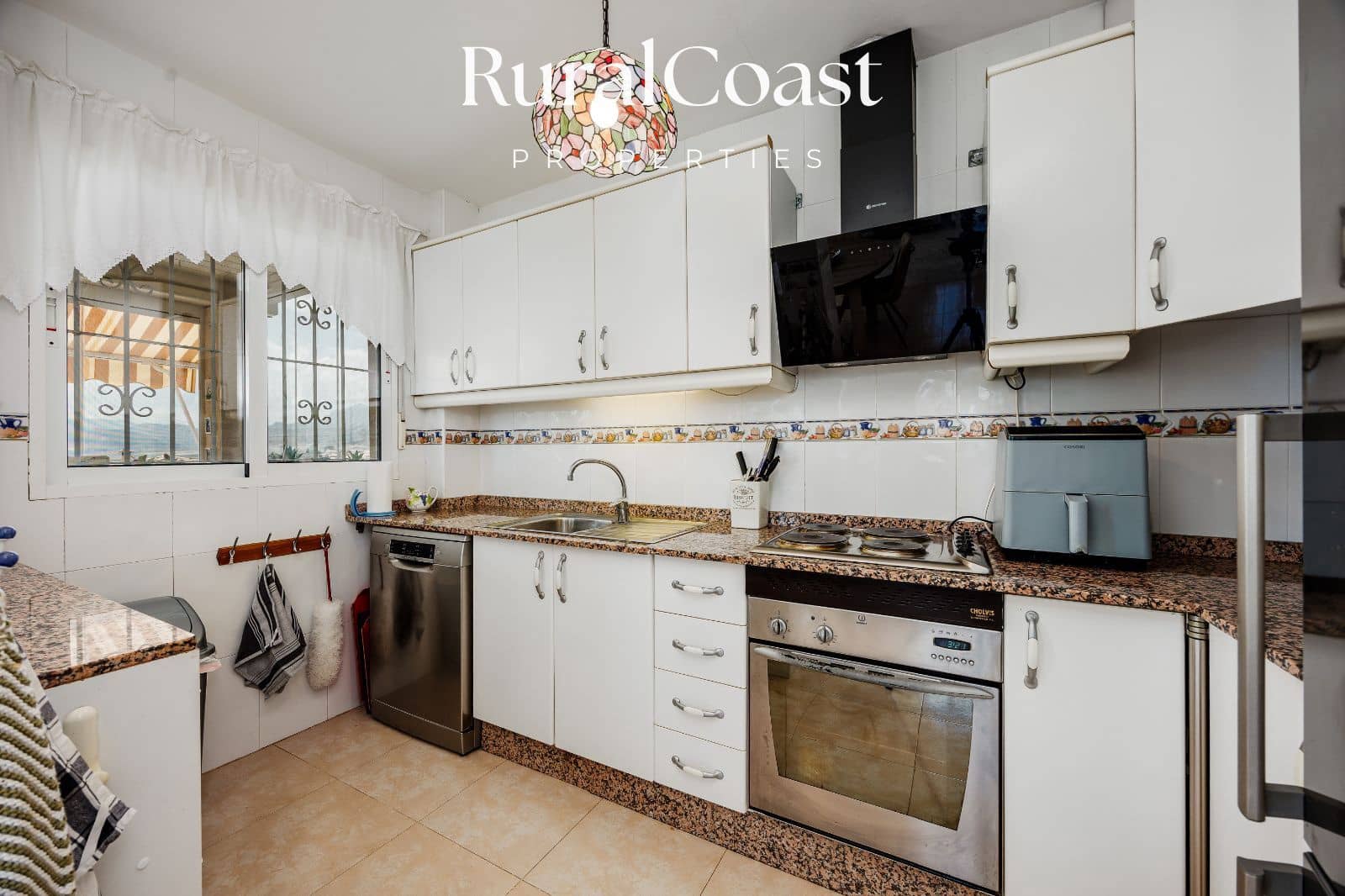 5 chambre Villa/Maison à vendre à Busot avec piscine garage - 410 000 € (Ref: 9889556)