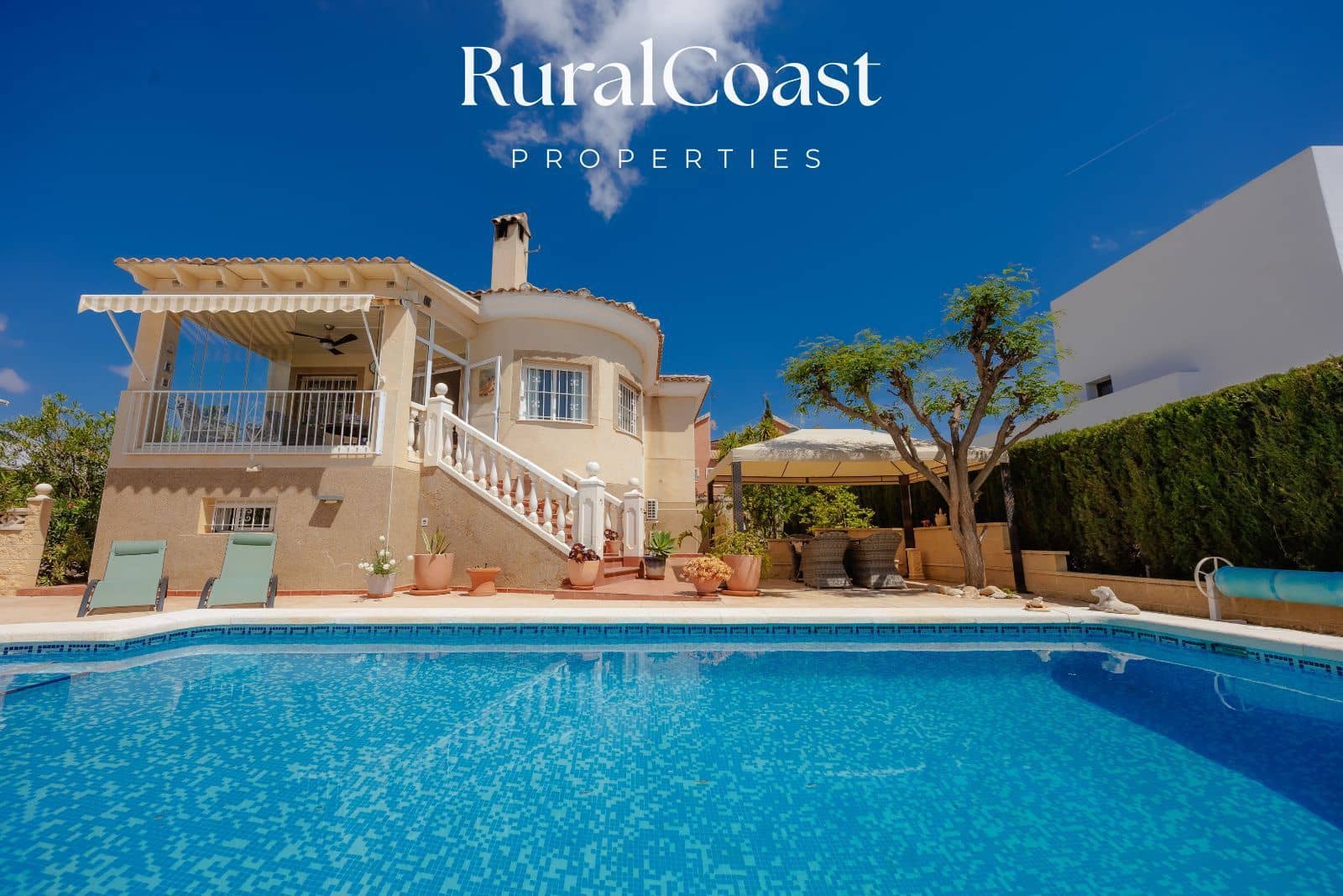 5 chambre Villa/Maison à vendre à Busot avec piscine garage - 410 000 € (Ref: 9889556)