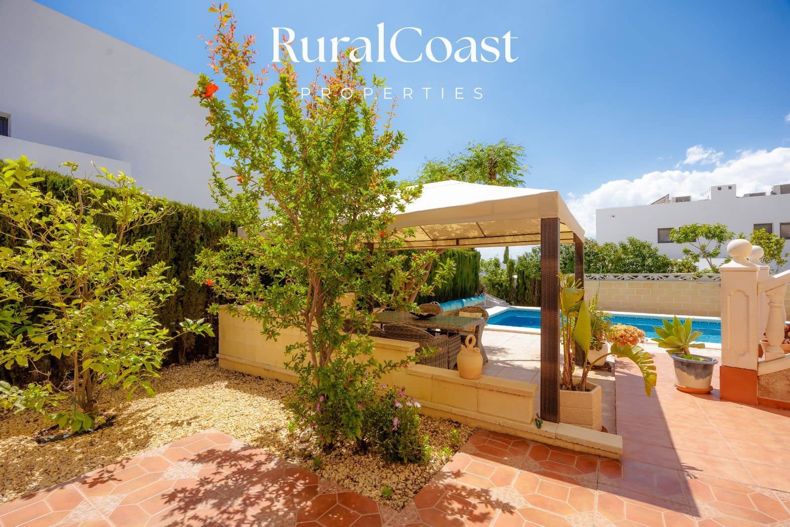 5 chambre Villa/Maison à vendre à Busot avec piscine garage - 410 000 € (Ref: 9889556)