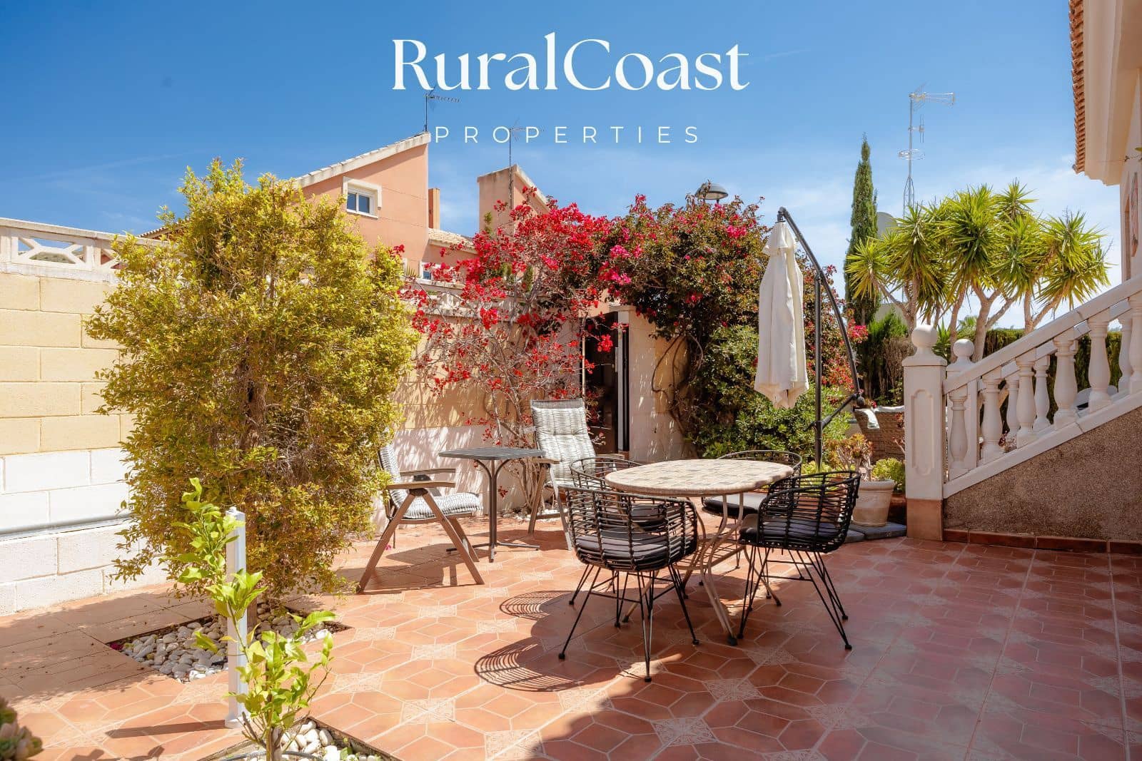 5 chambre Villa/Maison à vendre à Busot avec piscine garage - 410 000 € (Ref: 9889556)
