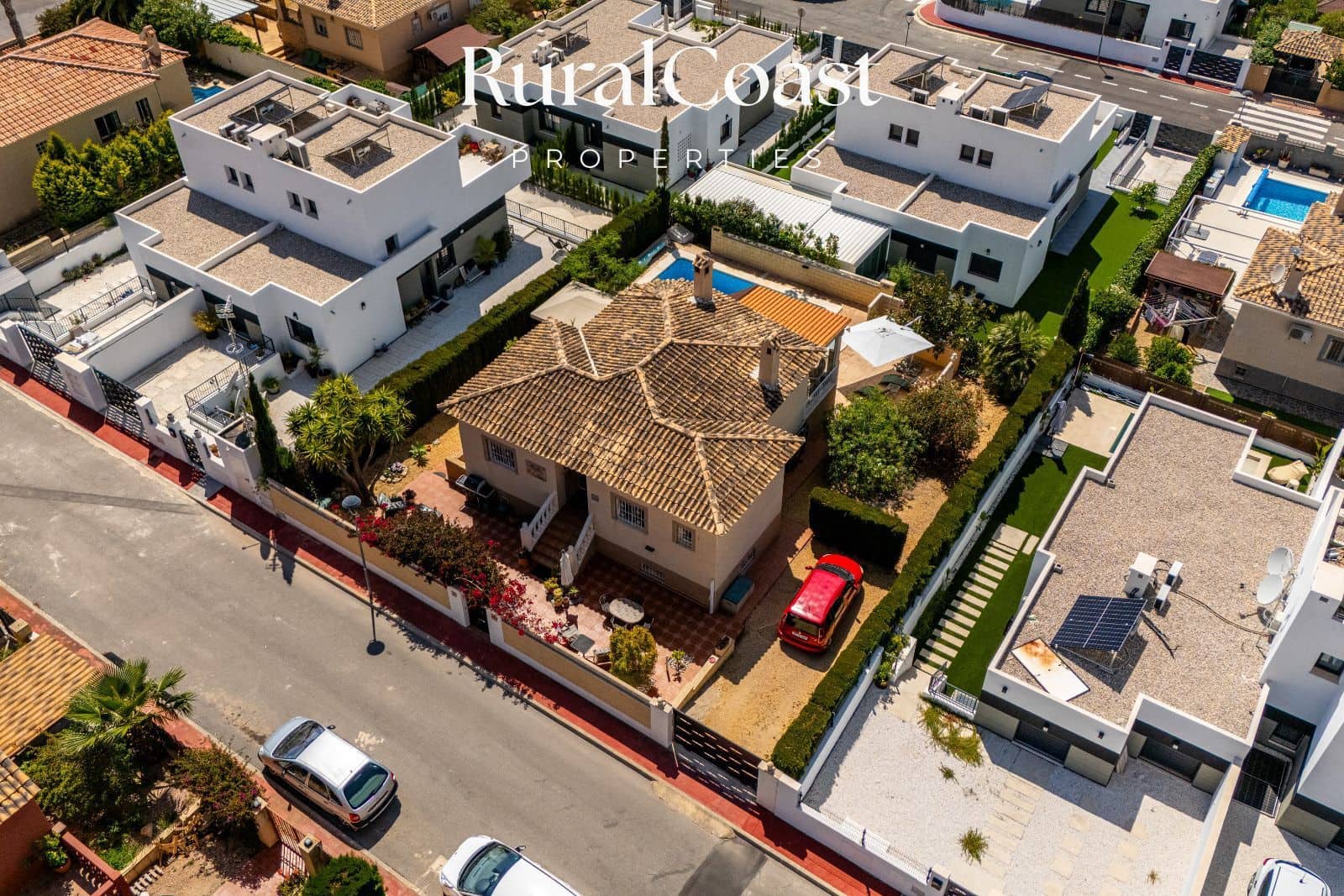 5 chambre Villa/Maison à vendre à Busot avec piscine garage - 410 000 € (Ref: 9889556)