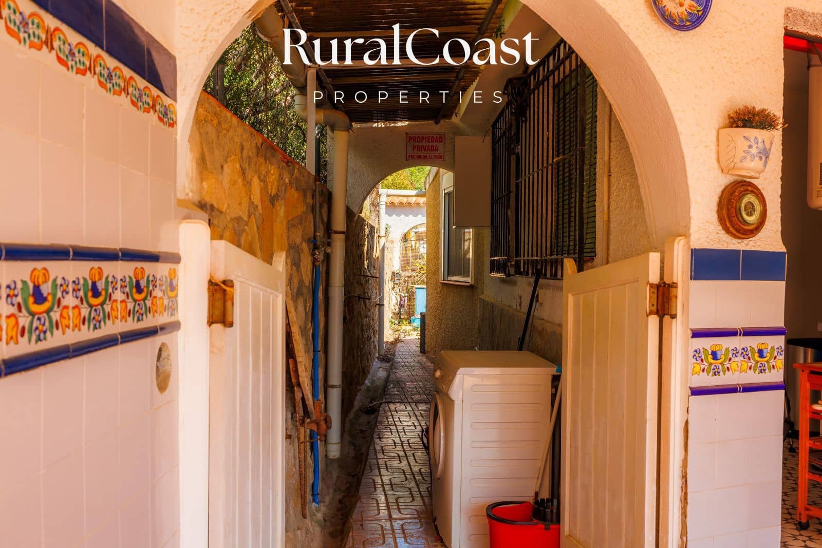 5 bedroom Townhouse for sale in Coveta Fuma with pool - € 425,000 (Ref: 9895458)