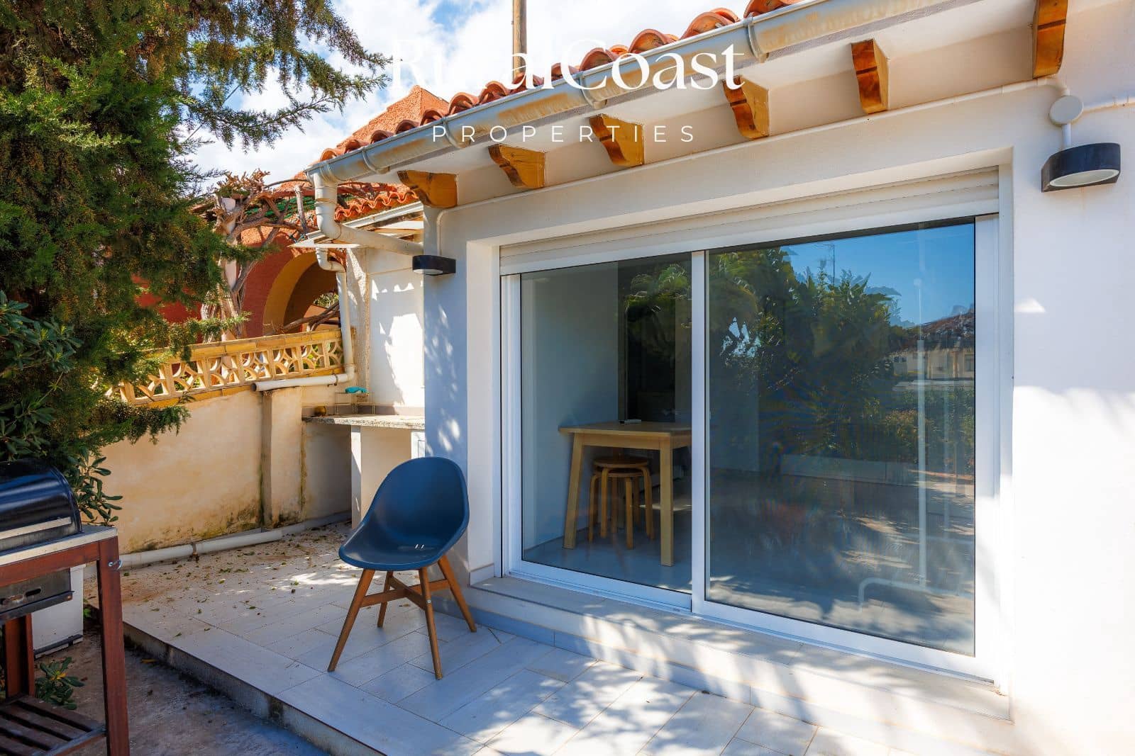 5 bedroom Townhouse for sale in Coveta Fuma with pool - € 425,000 (Ref: 9895458)
