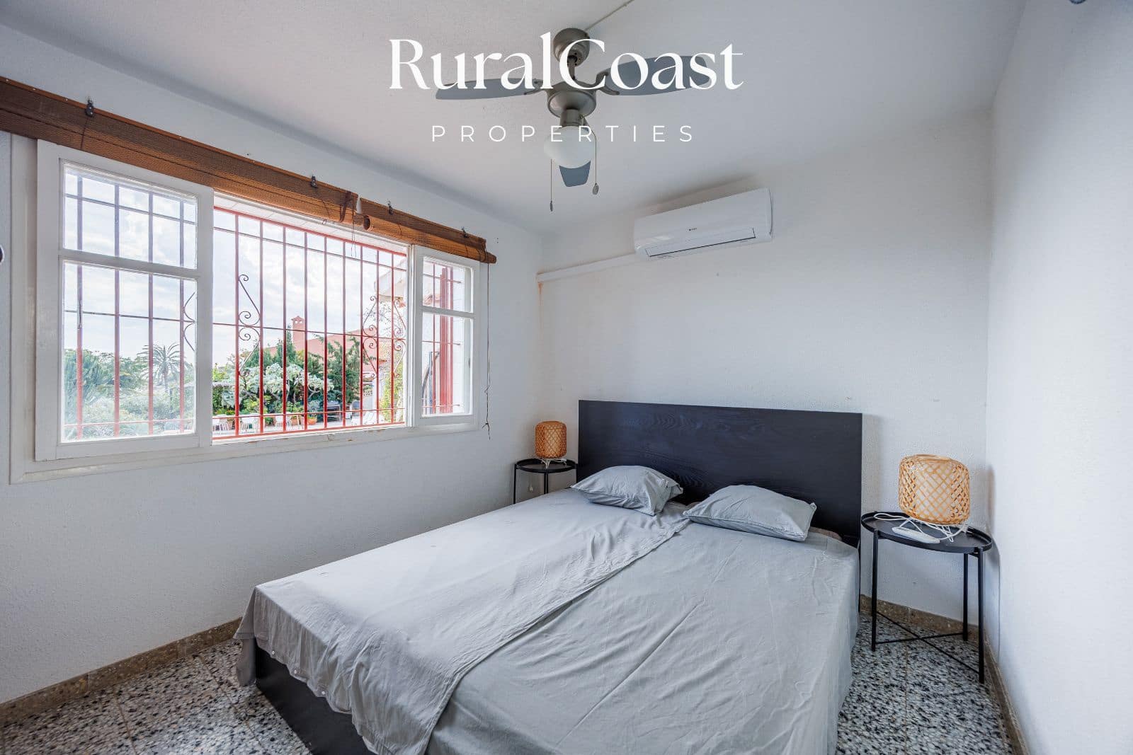 5 bedroom Townhouse for sale in Coveta Fuma with pool - € 425,000 (Ref: 9895458)