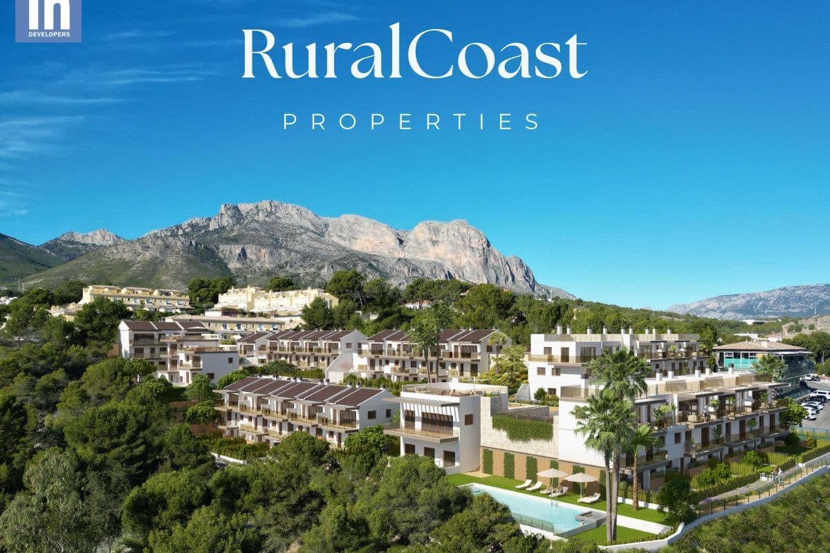 4 bedroom Townhouse for sale in La Nucia with pool garage - € 465,000 (Ref: 9921026)