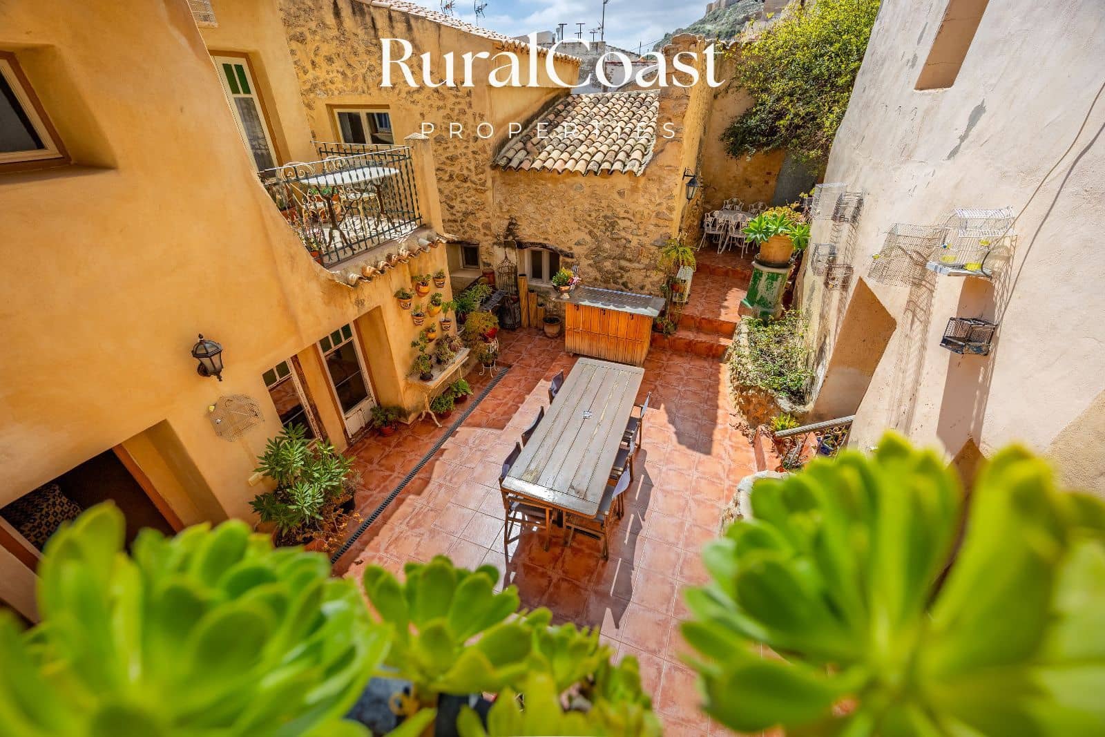 7 bedroom Villa for sale in Jijona / Xixona - € 585,000 (Ref: 9927943)