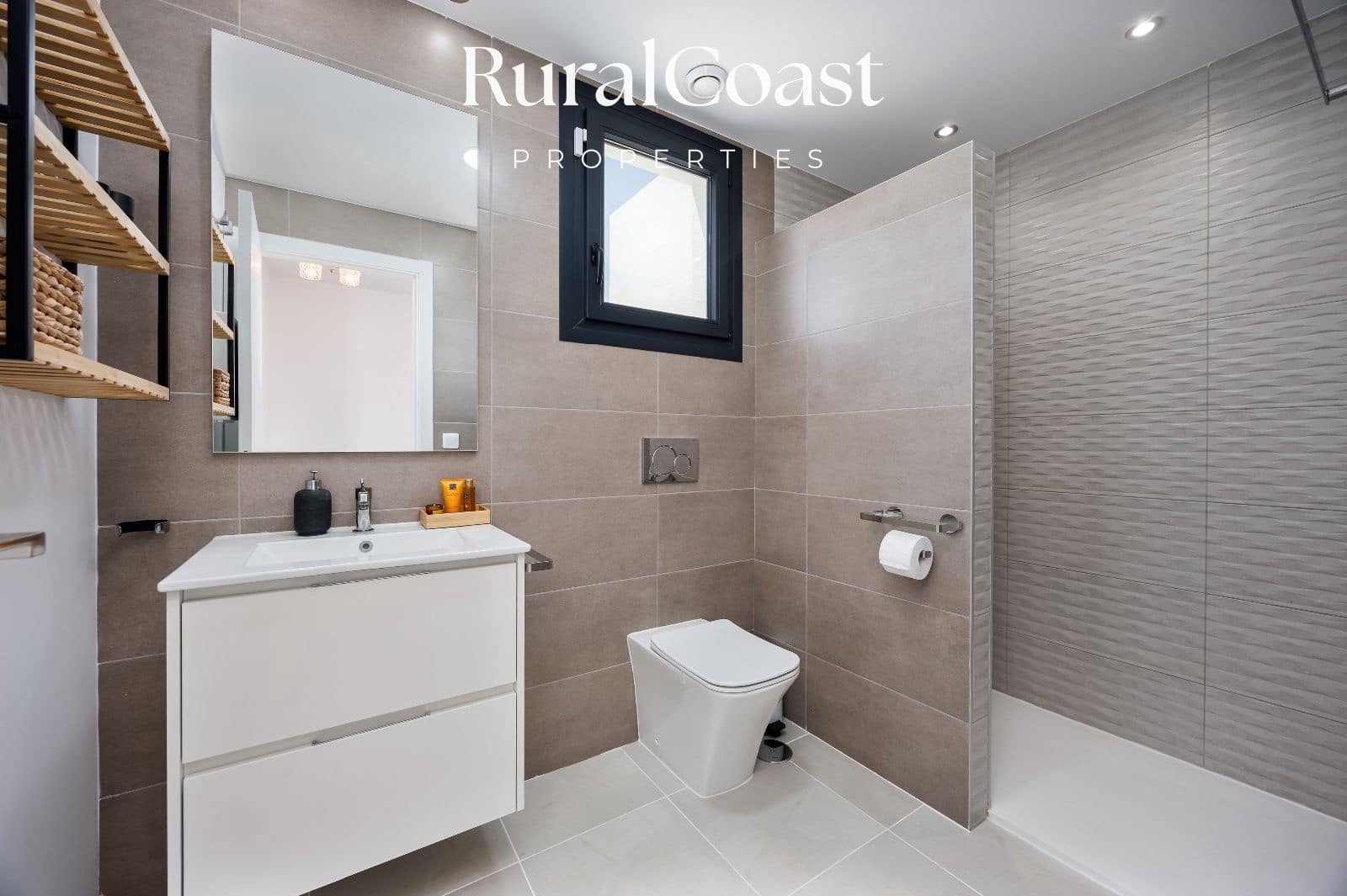 2 sovrum Hus till salu i Busot med pool garage - 365 000 € (Ref: 9941575)
