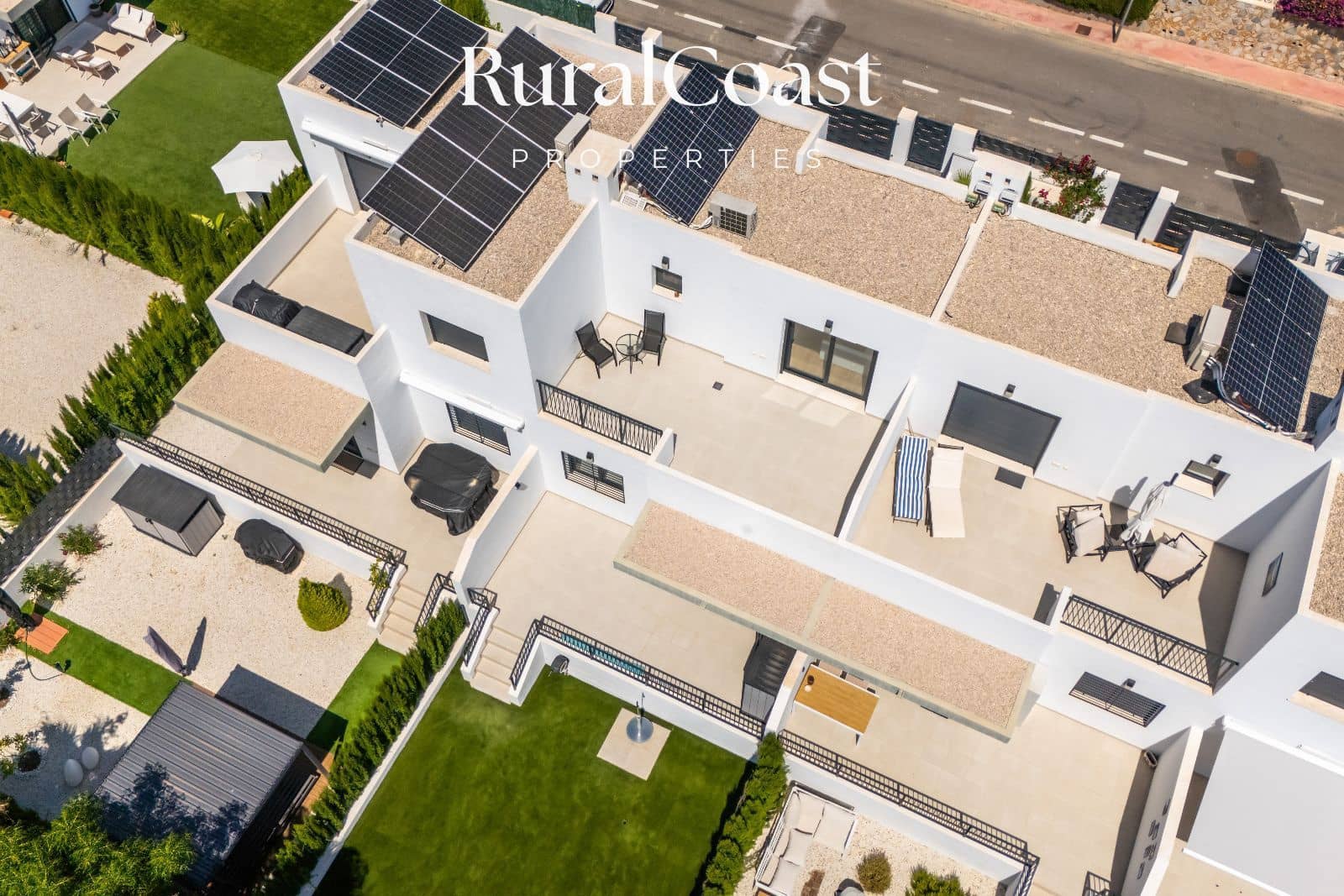 2 sovrum Hus till salu i Busot med pool garage - 365 000 € (Ref: 9941575)